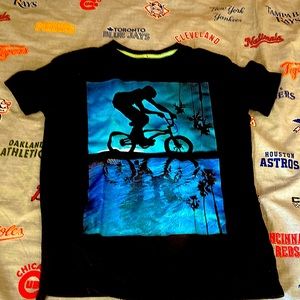 Old Navy Boys size 8 medium Retro BMX California Cloth T-Shirt